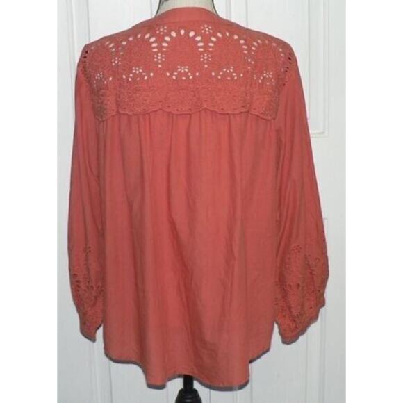 Wishlist Apparel Womens V-Neck Button Front Cotton Eyelet Top Burnt Orange Small - Picture 4 of 7